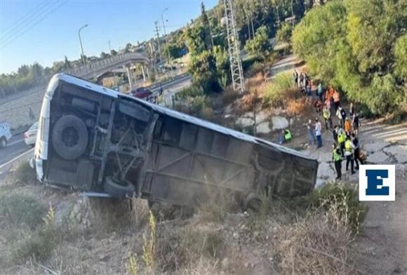 Σοβαρό τροχαίο στο Ισραήλ  Ανετράπη λεωφορείο με μαθητές - Δεκάδες οι τραυματίες