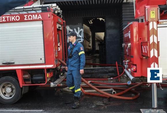 Kάηκε ολοσχερώς τροχόσπιτο στη Θεσσαλονίκη - Δεν κινδύνευσε άνθρωπος