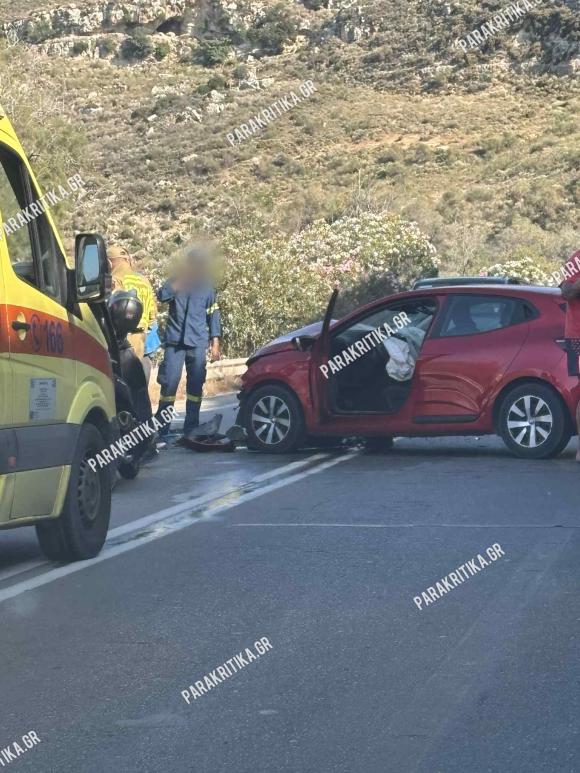 ΦΩΤΟ | Δύο τραυματίες σε τροχαίο στον ΒΟΑΚ, κοντά στο Πλατάνι