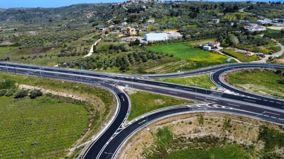 Στην κυκλοφορία η νέα παράκαμψη Αρκαλοχωρίου και ο Ανισόπεδος κόμβος