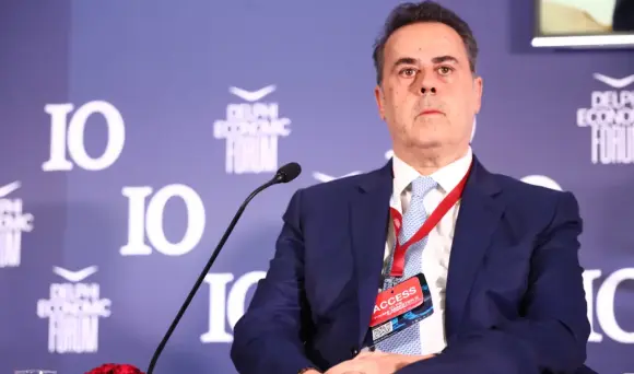 Ραντεβού Παπασταύρου με Chevron και ExxonMobil για τα “οικόπεδα” της Κρήτης