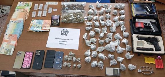 ΦΩΤΟ | Επτά συλλήψεις σε επιχείρηση της ΕΛ.ΑΣ. σε Μαλεβίζι και Ιεράπετρα
