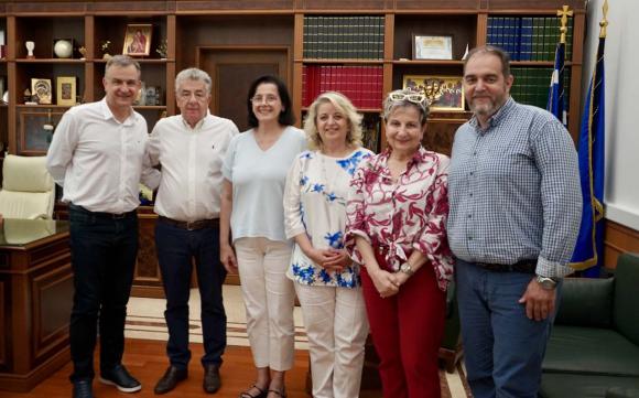 Συνάντηση στην Περιφέρεια Κρήτης για το Σχολείο Ευρωπαϊκής Παιδείας