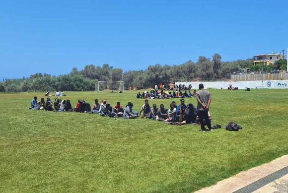 Δήμος Ρεθύμνου: “Καθαρίστηκε και απολυμάνθηκε το γήπεδο και οι χώροι στο Τσεσμέ”