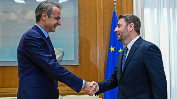 Μητσοτάκης και Ανδρουλάκης κατεβαίνουν στην Κρήτη