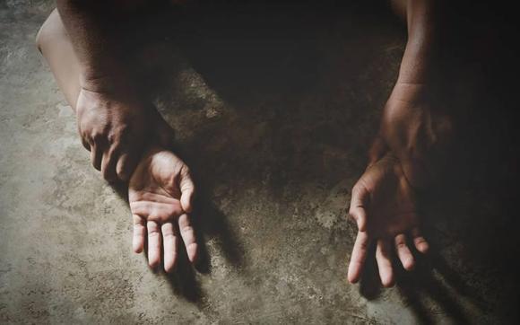 28χρονος Γάλλος κατήγγειλε ότι τον βίασε 24χρονος Έλληνας!