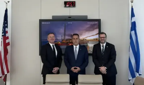 Eξορύξεις fast track σε Κρήτη και Πελοπόννησο. Οι επαφές Παπασταύρου στις ΗΠΑ