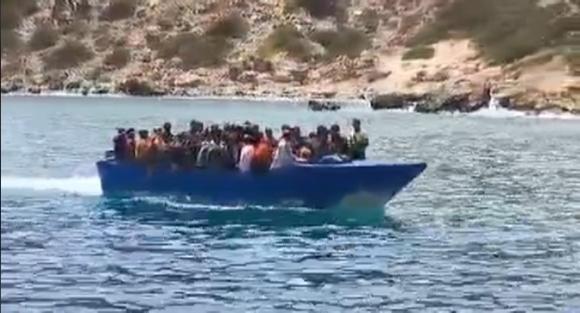 Ακόμα μία “καραβιά” στην παραλία της Τρυπητής