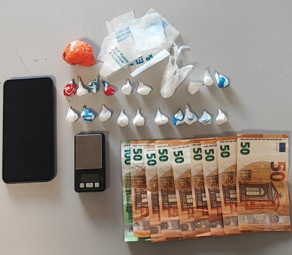 Έκρυβε την κοκαΐνη στο σπίτι του. Τι βρήκε η αστυνομία