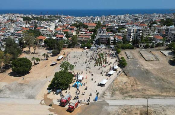 Ανοικτό το πρώην στρατόπεδο Μαρκοπούλου για στάθμευση οχημάτων. Δρομολόγια του ηλεκτρικού λεωφορείου