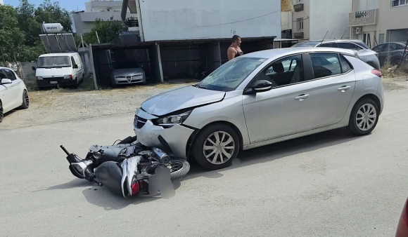 ΒΙΝΤΕΟ | Θανατηφόρο τροχαίο στις Μοίρες: Νεκρός ο οδηγός μηχανής που συγκρούστηκε με ΙΧ