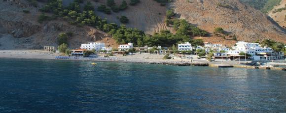 Ακόμα περιμένει το… ρεύμα η Αγία Ρουμέλη! Καμία ενημέρωση δεν έχουν οι κάτοικοι, στα όριά τους και οι τουρίστες