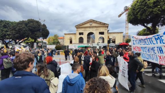 ΦΩΤΟ | Συγκέντρωση και στα Χανιά στο πλαίσιο της πανελλαδικής απεργίας
