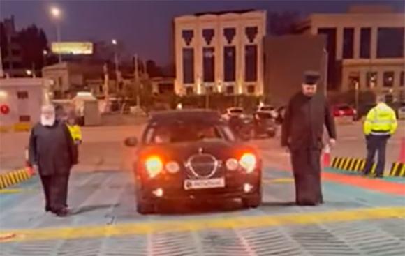 BINTEO | Τελευταίο ταξίδι για τα Χανιά για τον μακαριστό Δαμασκηνό. Τρισάγιο στην Πόλη από τον Οικουμενικό Πατριάρχη