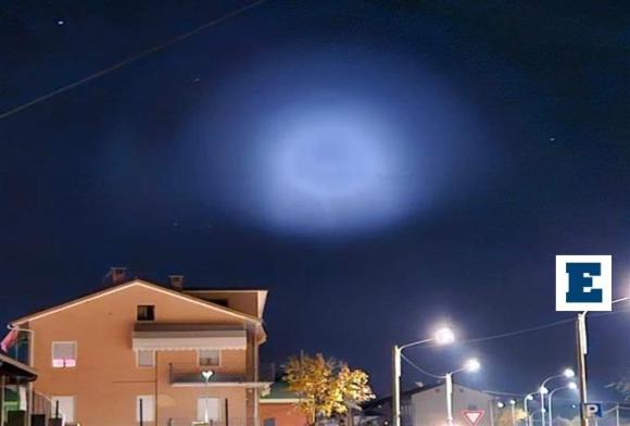 Μυστηριώδες φωτοστέφανο εμφανίστηκε στον ουρανό της Βόρειας Ιταλίας - Η πιθανή εξήγηση