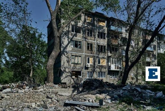 Νεκροί σε βομβαρδισμούς στο Ντονιέτσκ - Ρώσος περιφερειάρχης τα «ρίχνει» στο πυροβολικό της Ουκρανίας