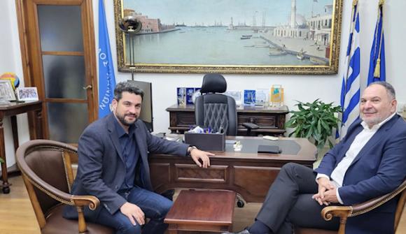 Συνάντηση Προέδρου Π.Ε.Δ. Κρήτης με τον Δήμαρχο Χανίων