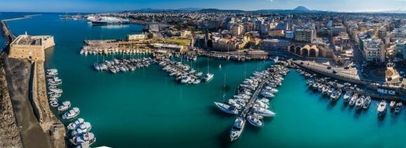 Τερματικό σταθμό κρουαζιέρας, ξενοδοχείο, φωτοβολταϊκά και αιολική ενέργεια σχεδιάζει ο Εμανουέλε Γκριμάλντι για το λιμάνι του Ηρακλείου
