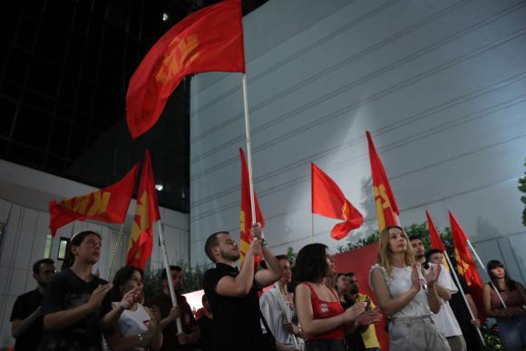KKE για Μητσοτάκη  Φέρνει νέους φόρους, βάρη και χαράτσι