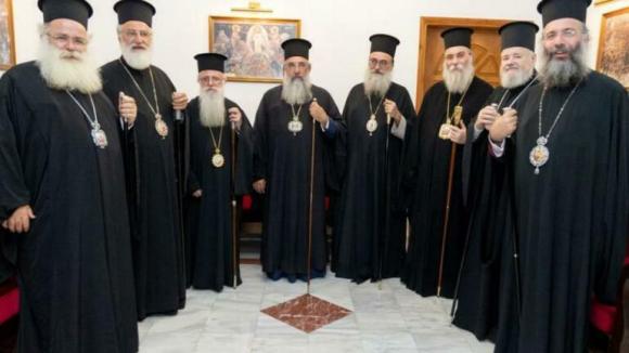 Ομόφυλα ζευγάρια: Η Εκκλησία της Κρήτης θα ζητήσει από τους βουλευτές να πάρουν θέση